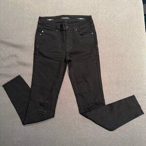 Vigoss USAMarley Mid-rise Jeans - Skinny with deconstructed knees, frayed hem